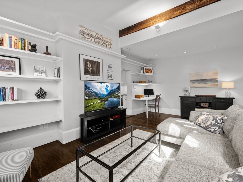 Property Photo:  82-84 Waltham 10  MA 02118 