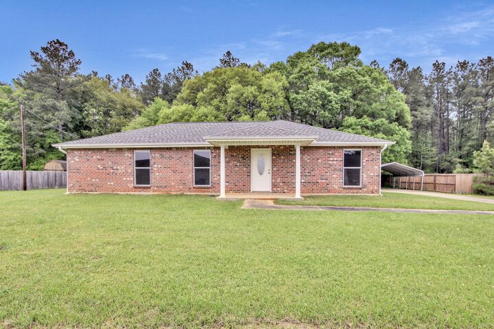6106 Fagan Cir  Deridder LA 70634 photo