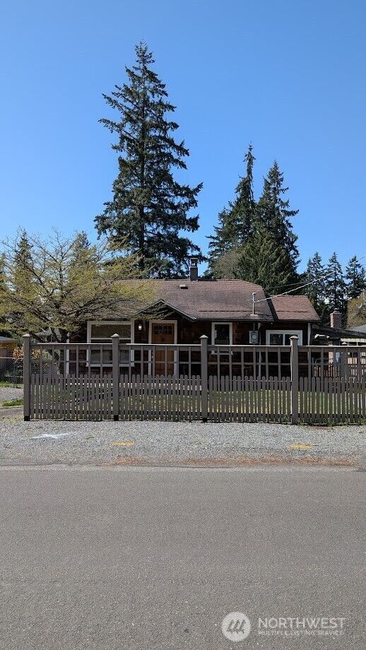 Property Photo:  15545  Stone Avenue N  WA 98133 