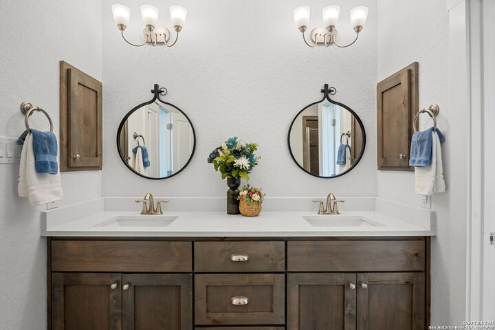 1039 Primrose Path  Canyon Lake TX 78133 photo