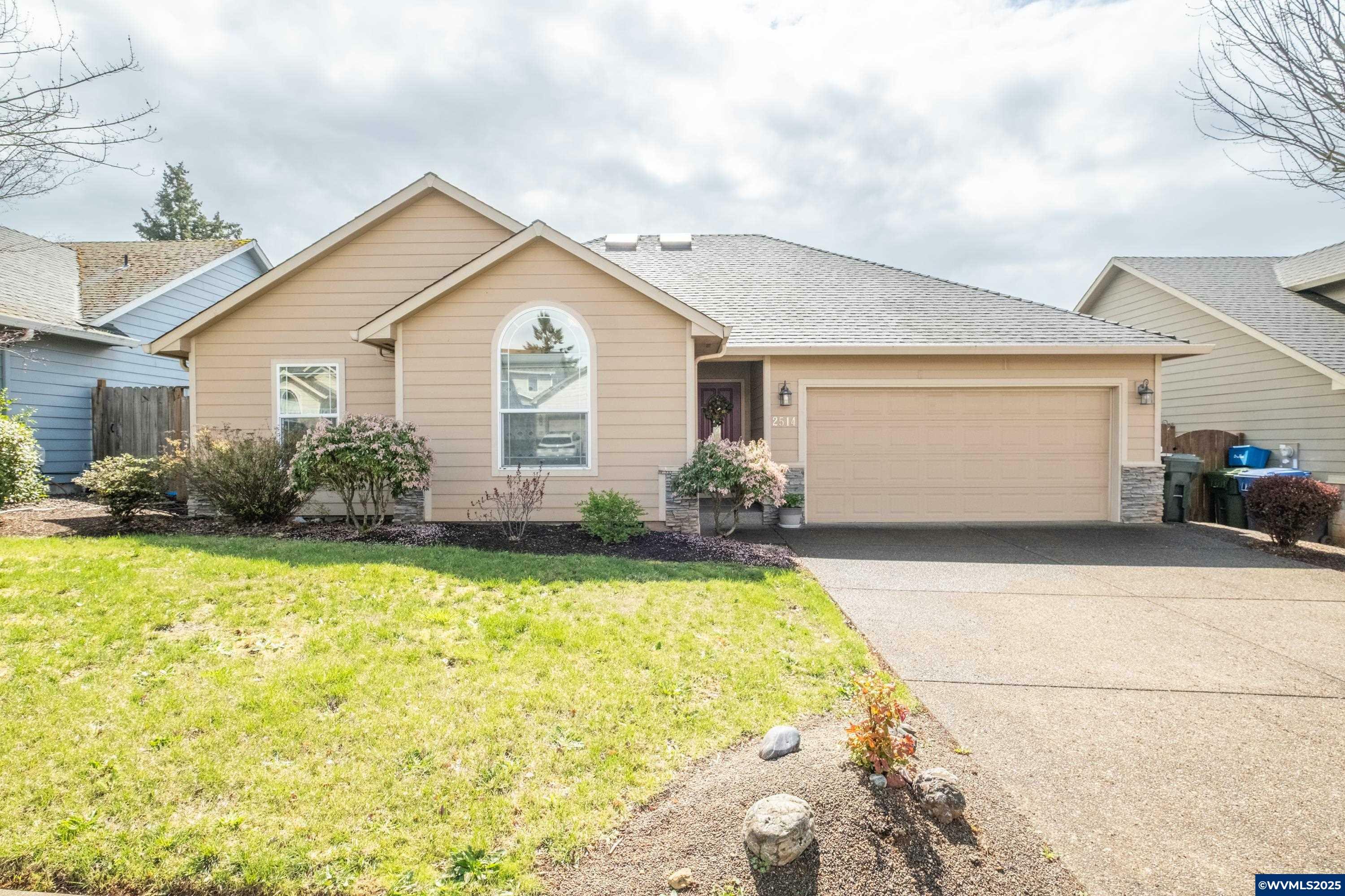 2514  Locksley Av SE  Salem OR 97306-4004 photo