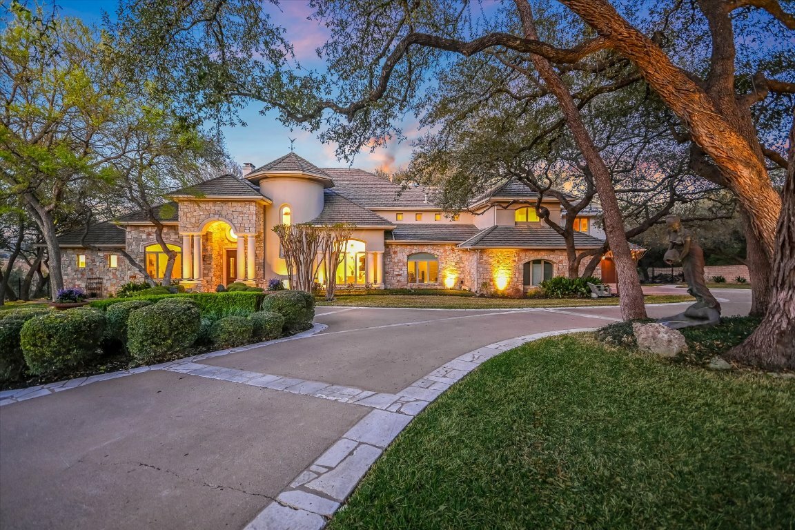 4646 Rockcliff Road  Austin TX 78746 photo