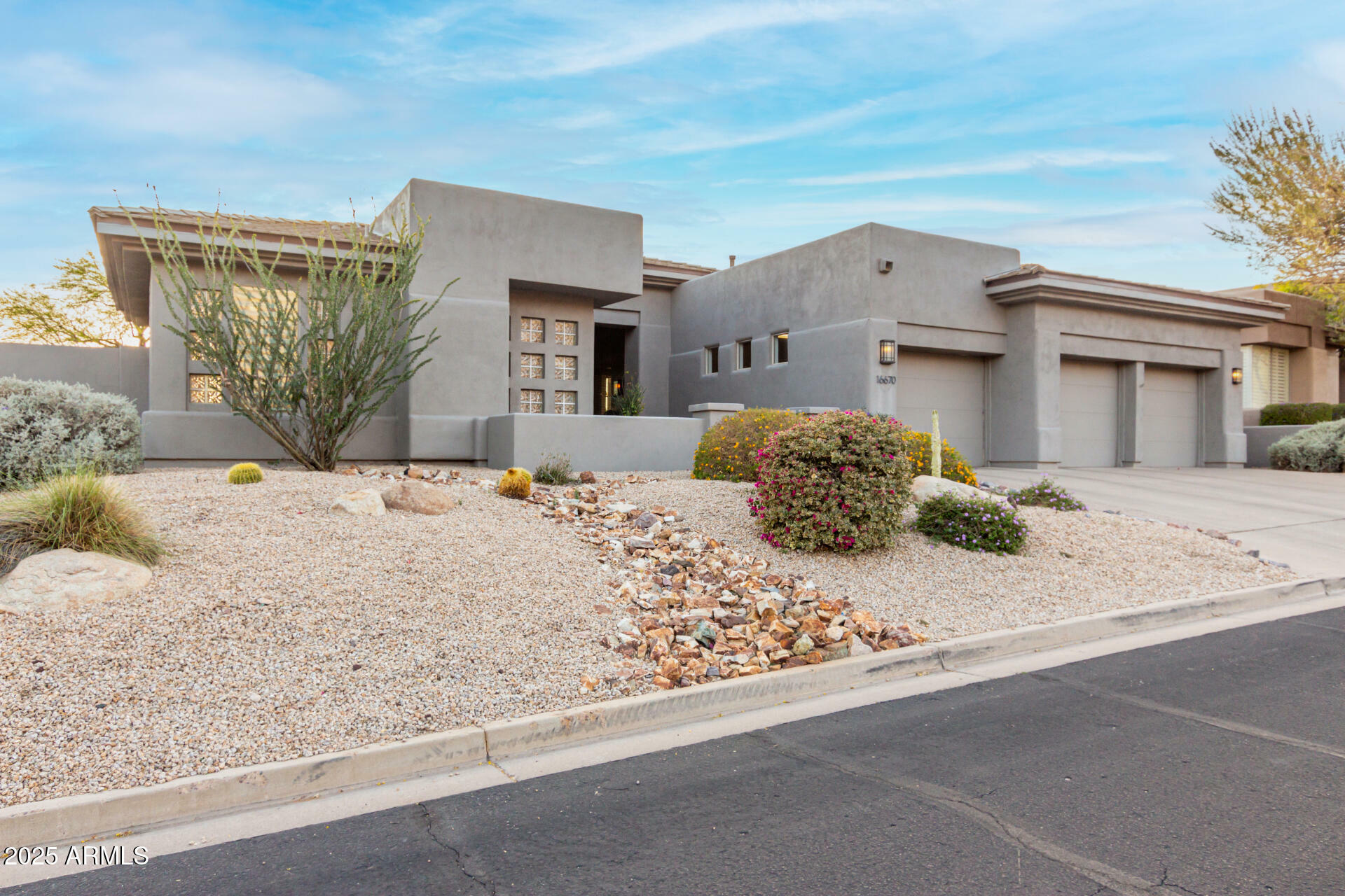 Property Photo: 16670 N 109th Way AZ 85255