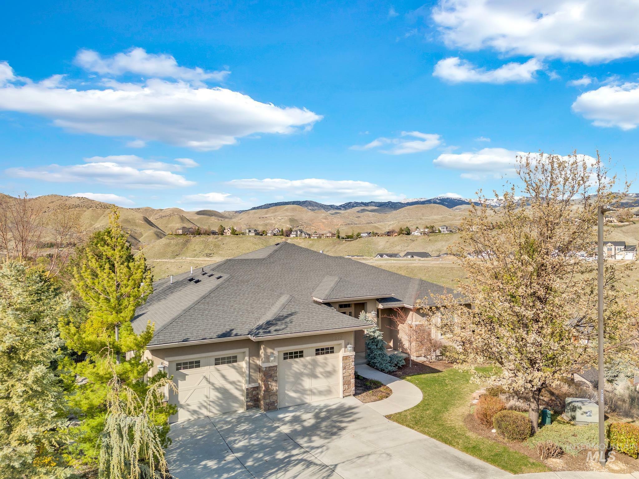 Property Photo: 2272 W Winter Camp Dr. ID 83703