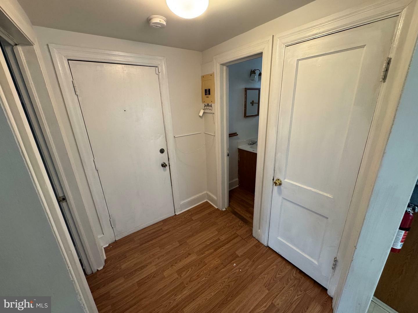 Property Photo: 501 W King Street 5 WV 25401