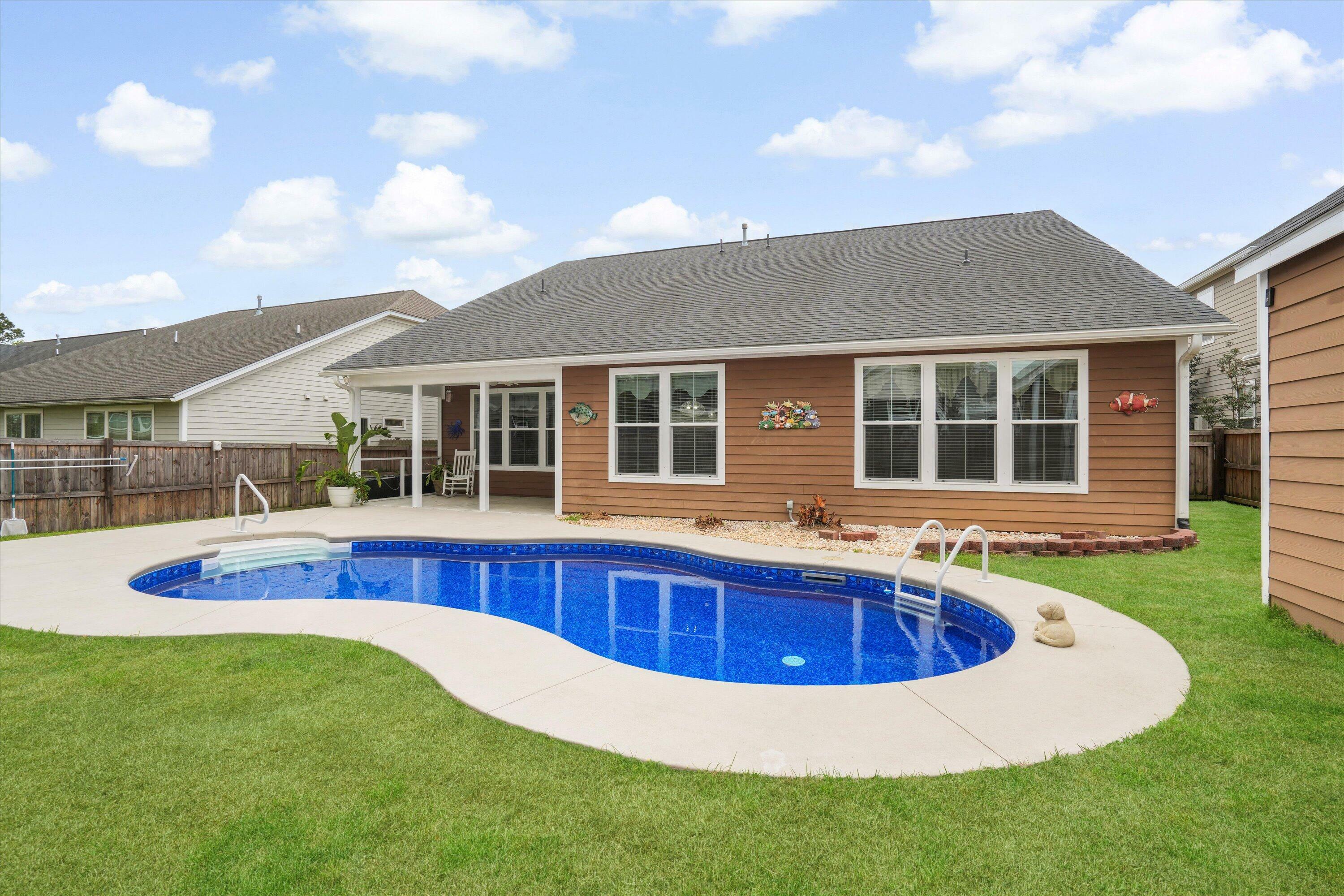 Property Photo: 404 Ambergate Lane SC 29461