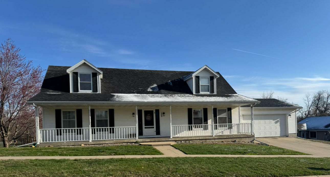 1309 Emerald Drive  Marshalltown IA 50158 photo