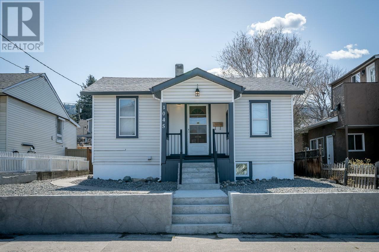 1045 Columbia Street  Kamloops BC V2C 2W1 photo