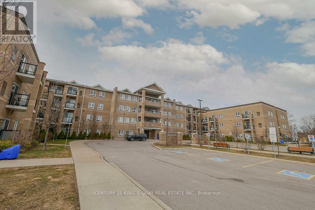 Property Photo: 481 Rupert Avenue 411 ON L4A 1Y7