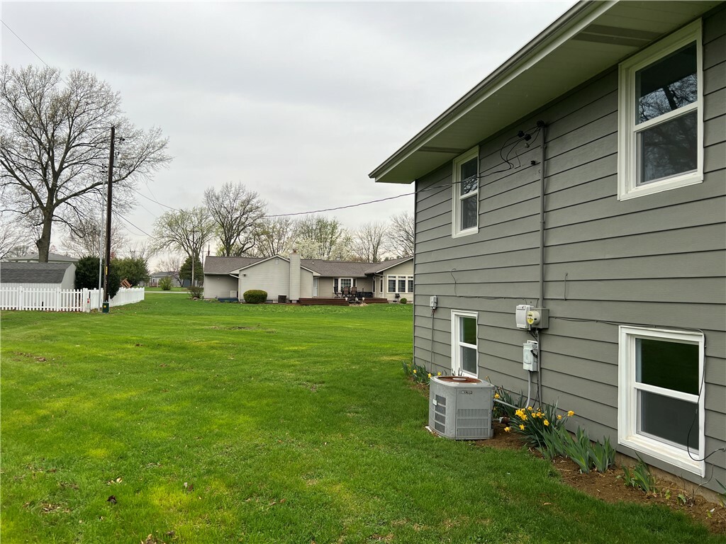 Property Photo: 2971 Kingsley Drive IL 62521