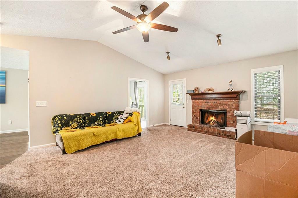 Property Photo: 647 Sunshine Trace NW GA 30102