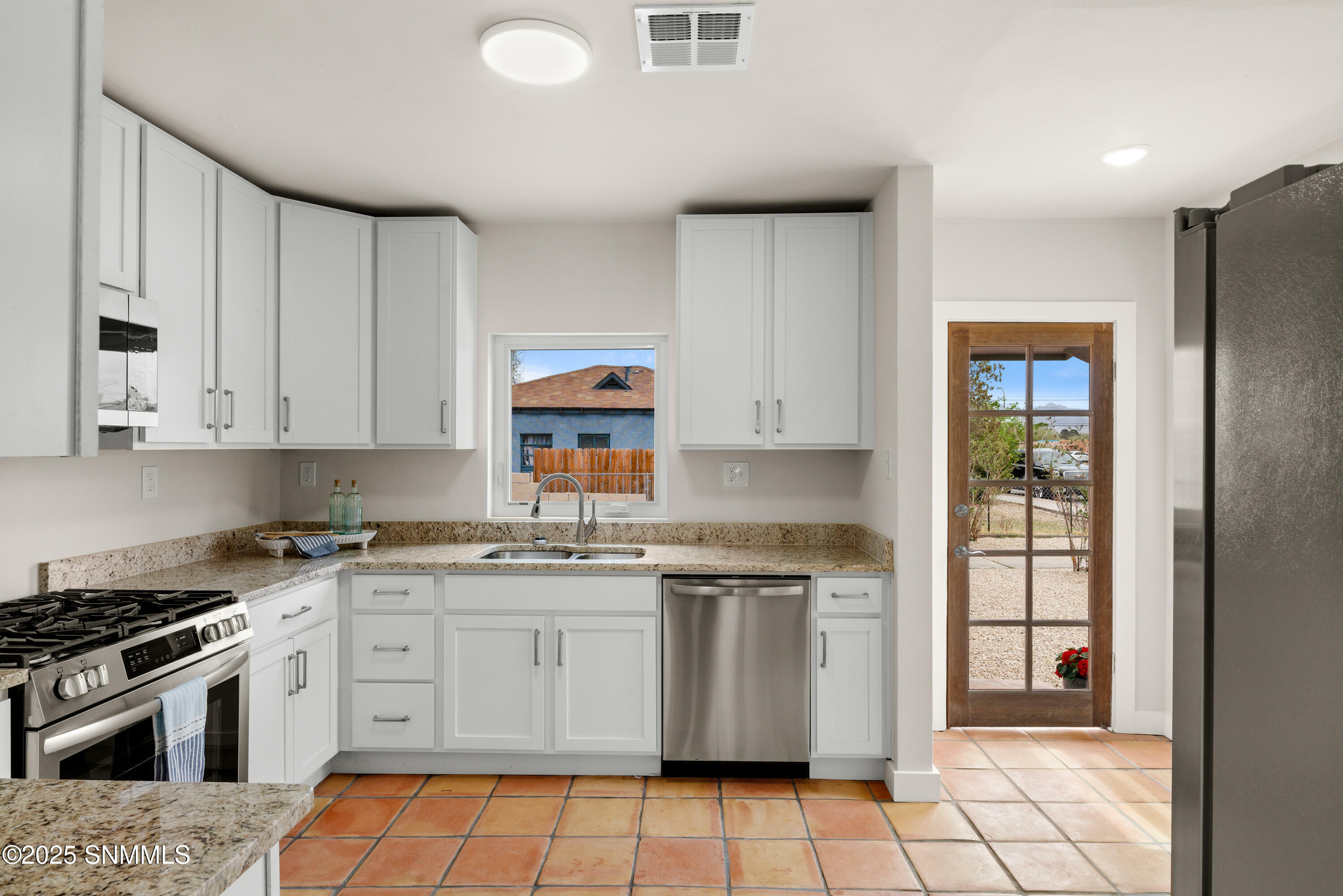 Property Photo: 318 Linda Vista Road NM 88005