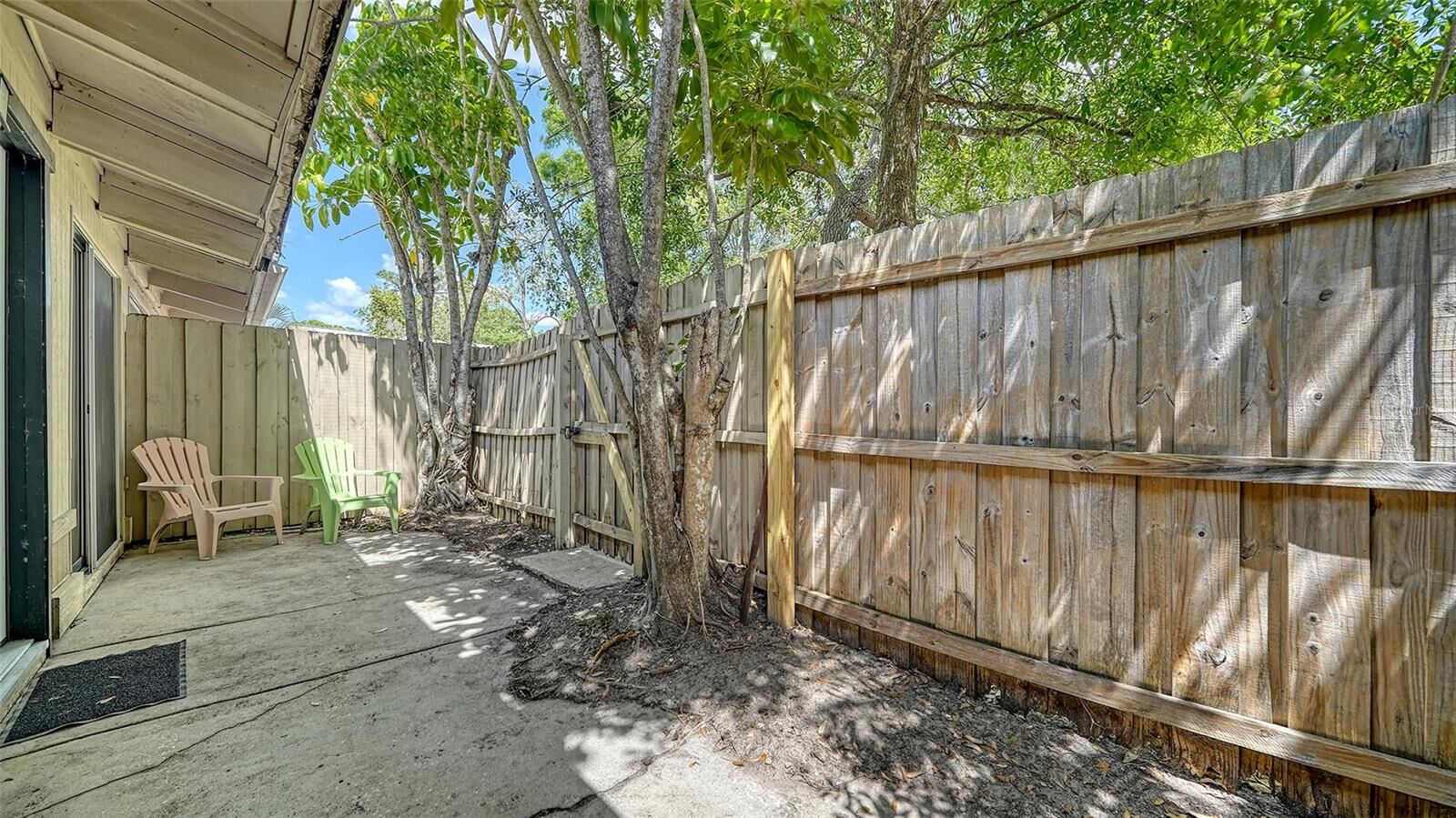 Property Photo: 500 N Jefferson Avenue B-5 FL 34237