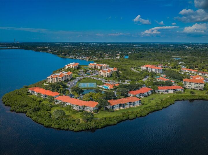 1805 Mariner Drive 52  Tarpon Springs FL 34689 photo
