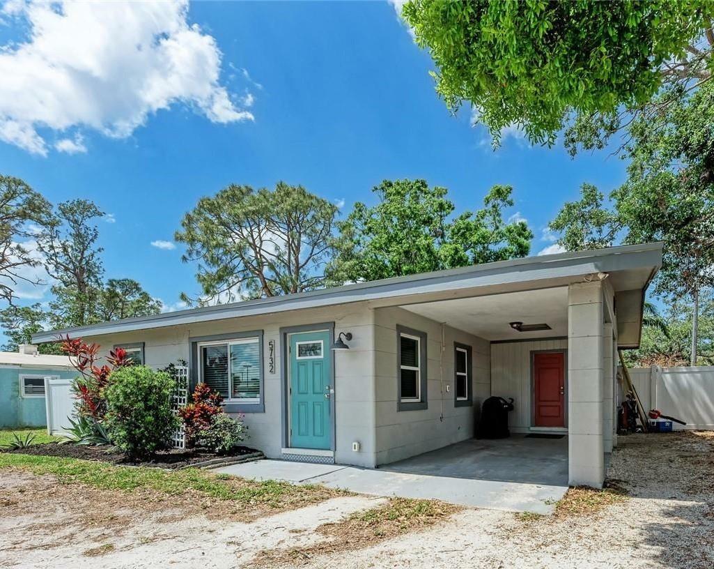 Property Photo: 5732 Beneva Road FL 34233