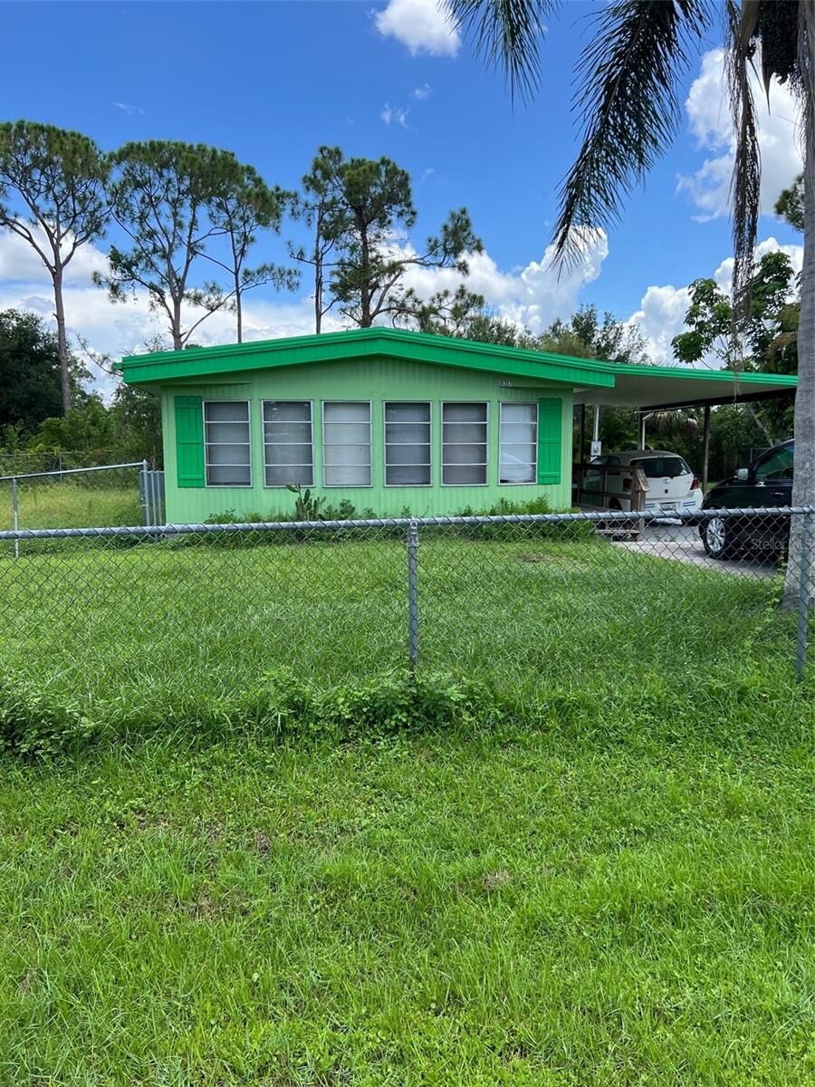 Property Photo: 15357 Orangeade Drive FL 33955