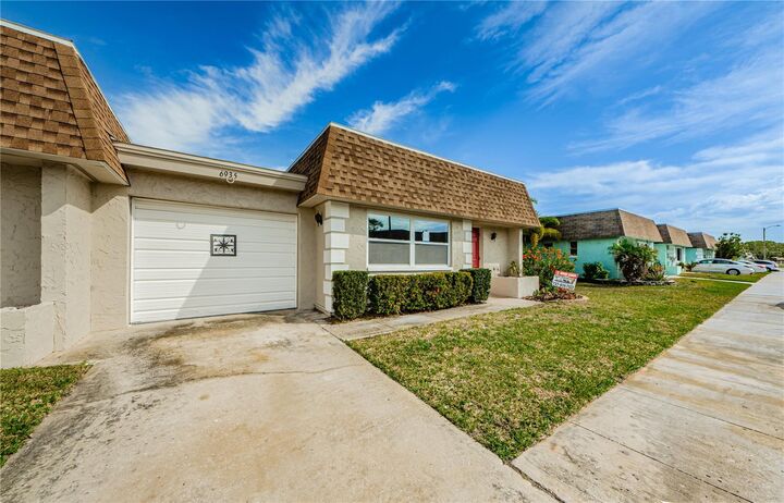 Property Photo: 6935 Monte Carlo N FL 33781
