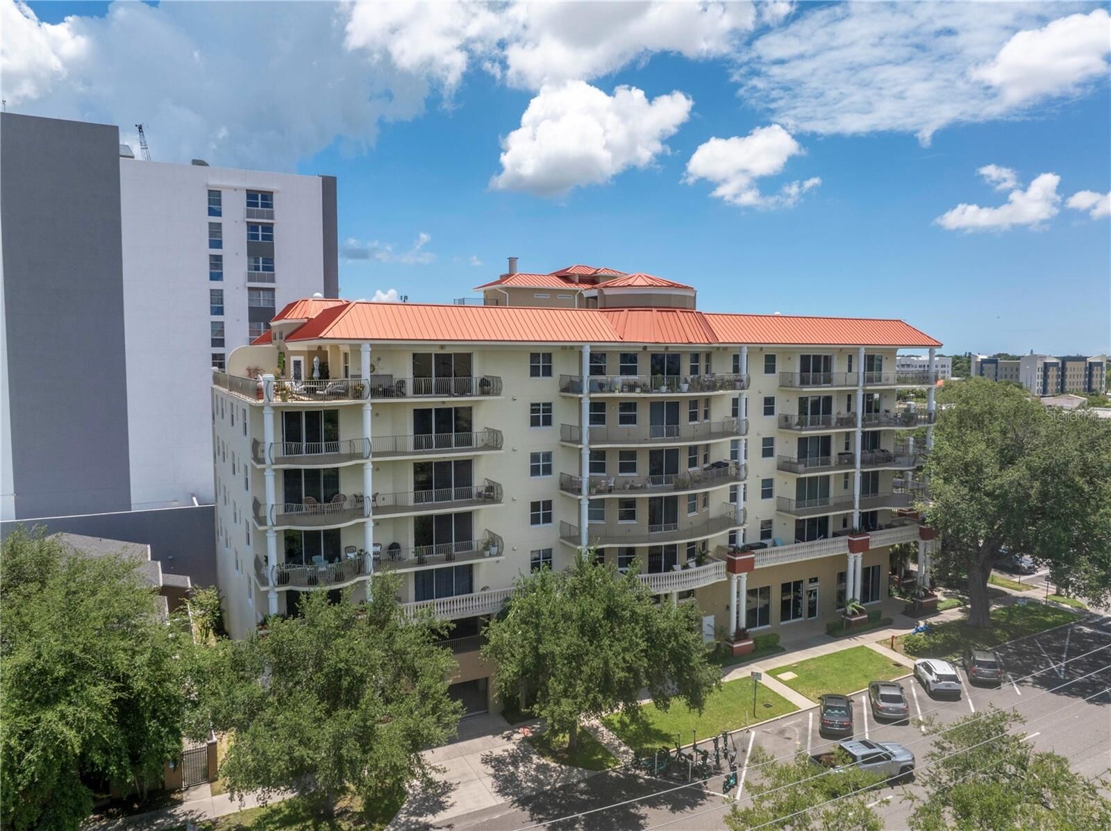 Property Photo: 750 4th Avenue South 601H FL 33701