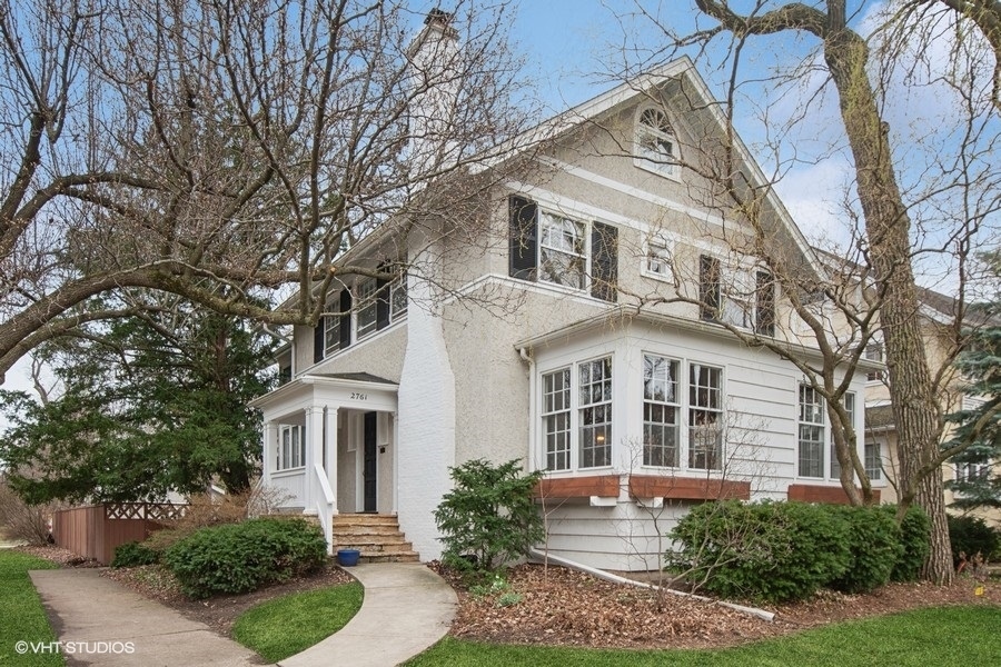 2761 Woodbine Avenue  Evanston IL 60201 photo