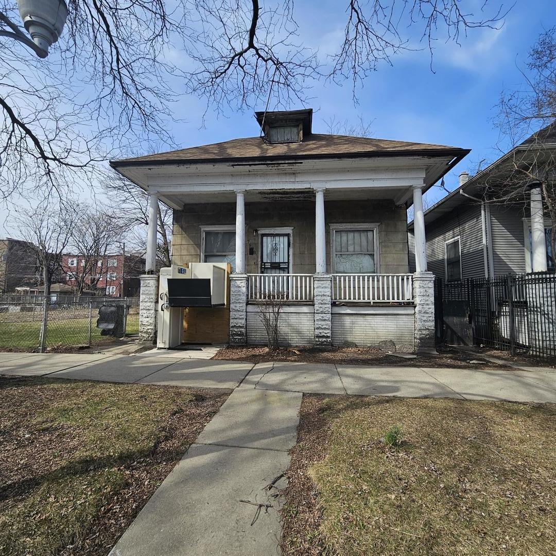 7928 S Dobson Avenue  Chicago IL 60619 photo