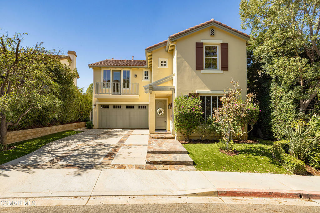 Property Photo: 4641 Camino Del Sol CA 91302