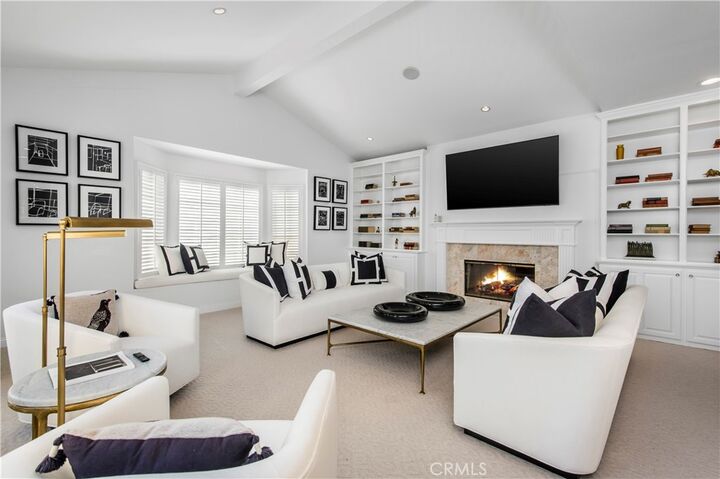 Property Photo: 1161 8th Street CA 90266