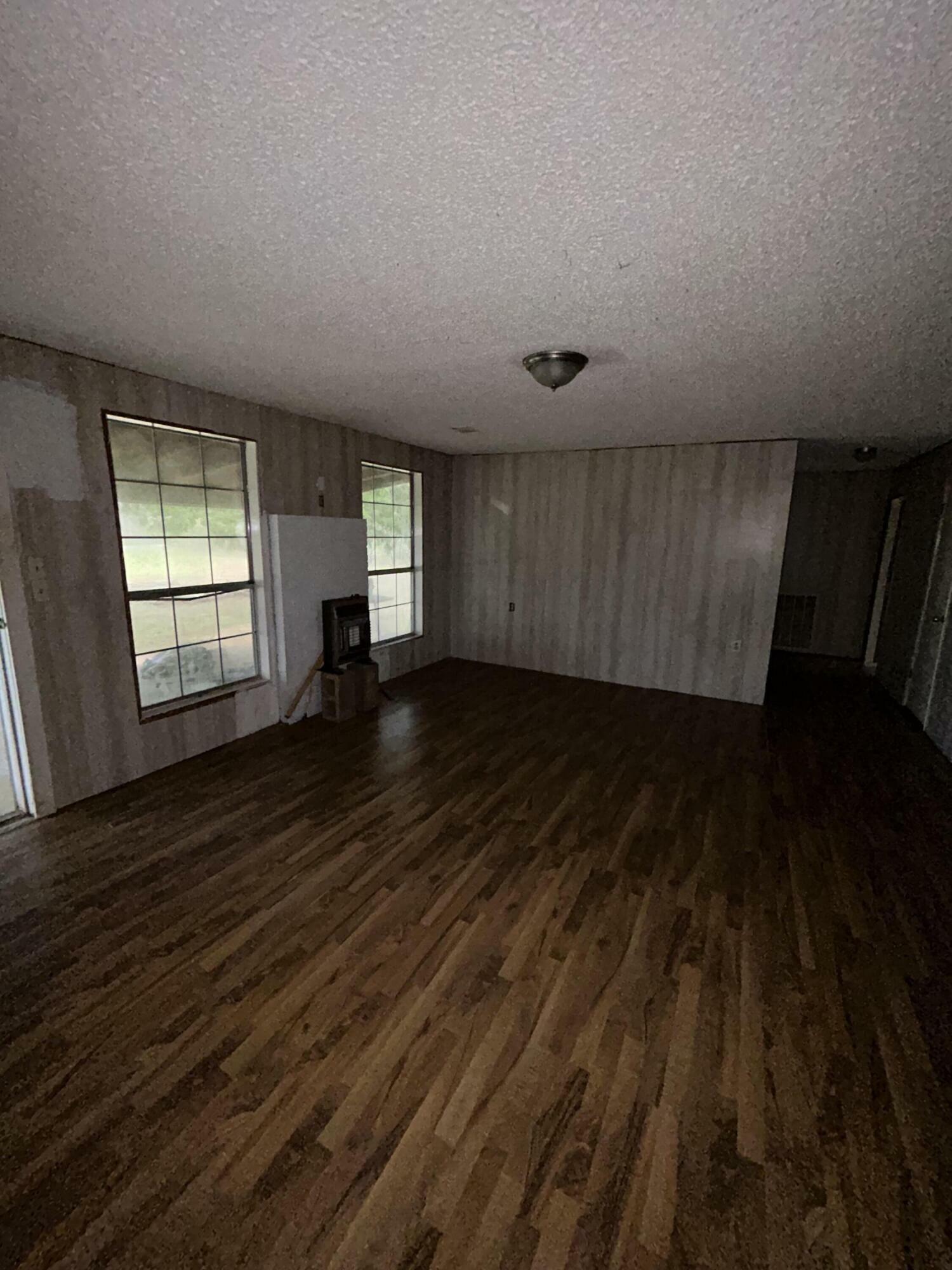 Property Photo: 209 County Road 8401 MS 38865