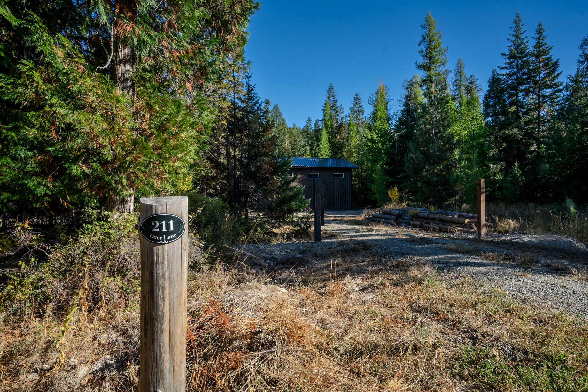 Property Photo: 211 Otter Ln WA 99119