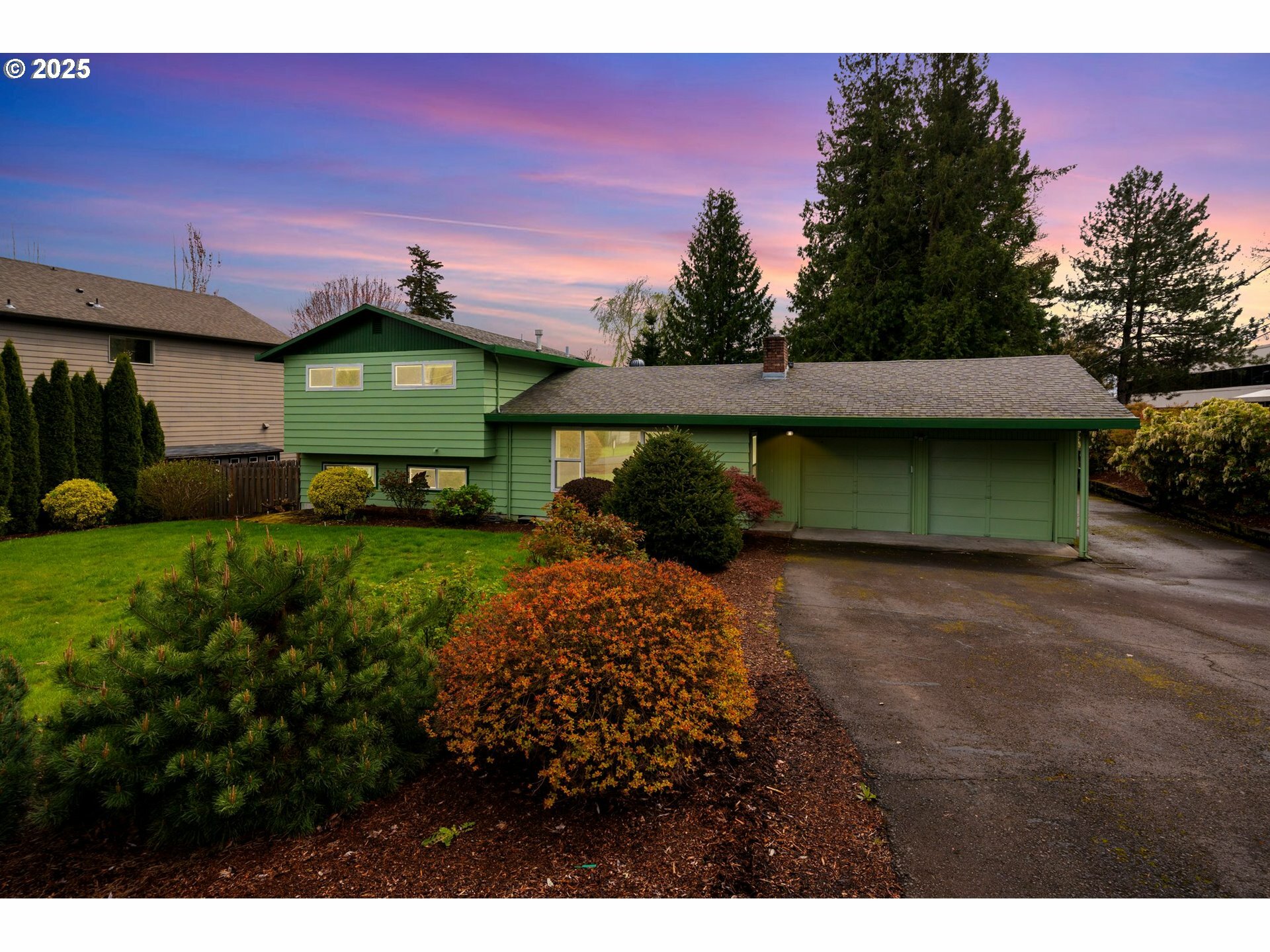 Property Photo: 9450 SW Lehman St OR 97223