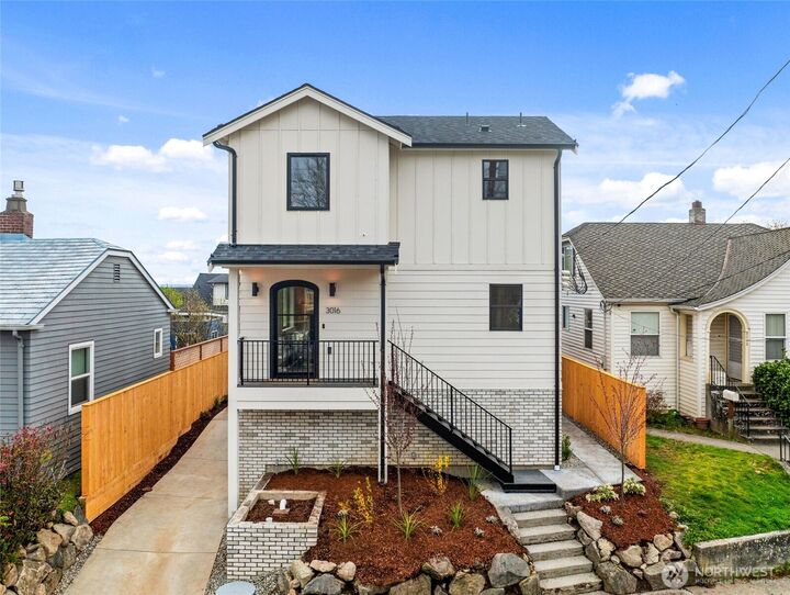 Property Photo:  3016  18th Avenue S C  WA 98144 