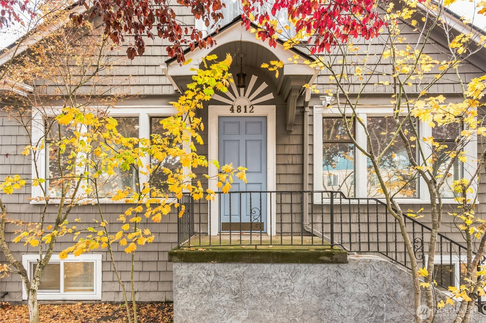 Property Photo: 4812 Aurora Avenue WA 98103