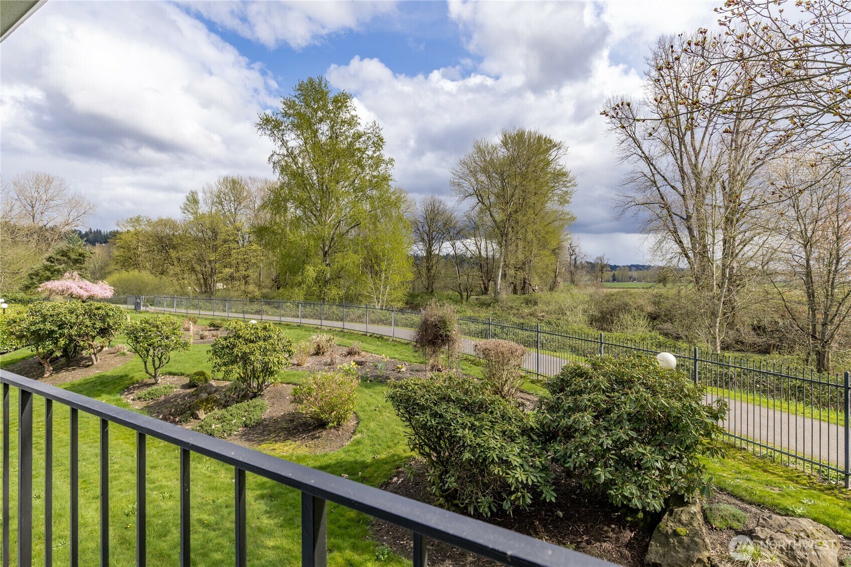 Property Photo: 1872 Central Place S H76 WA 98030