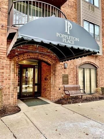 35300 Woodward Avenue 206  Birmingham MI 48009 photo