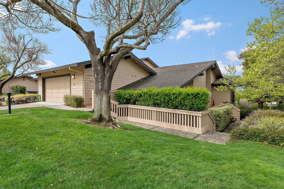 Property Photo: 19 Susan Gale Court CA 94025