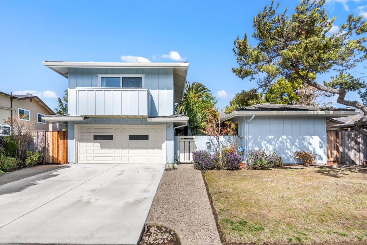 Property Photo:  701 Ranger Circle  CA 94404 