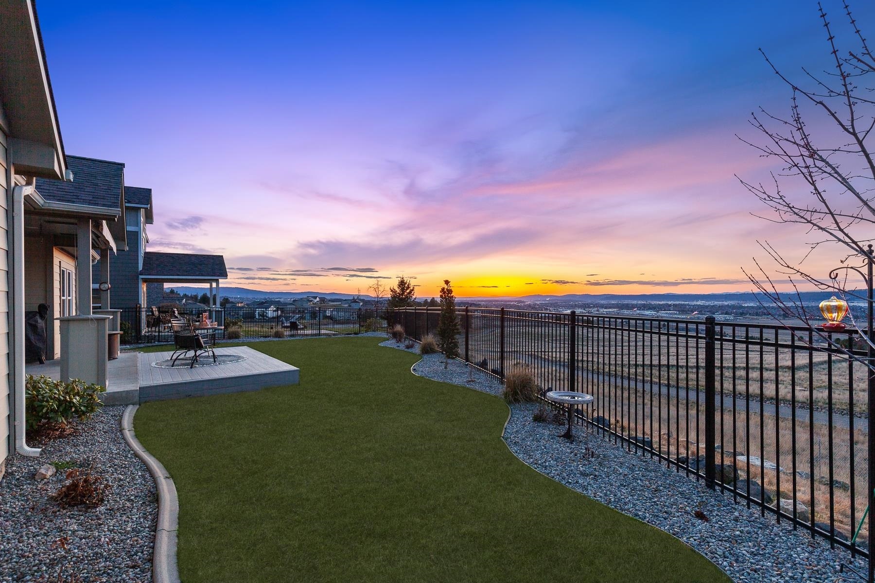 Property Photo: 15 S Legacy Ridge Dr WA 99019