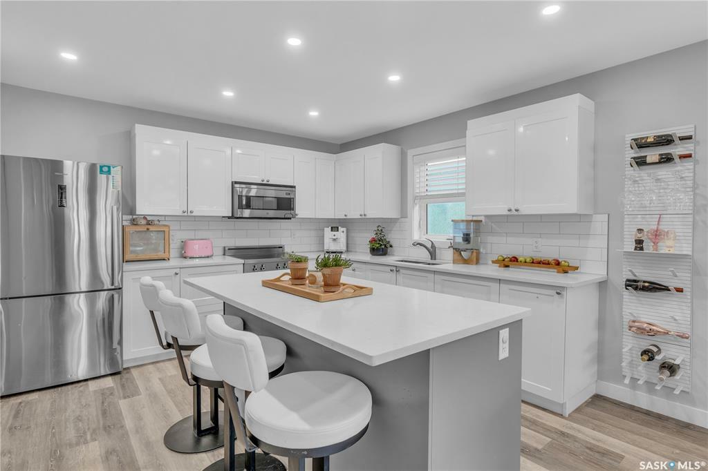 Property Photo: 2410 Athol Street SK S4T 3G5