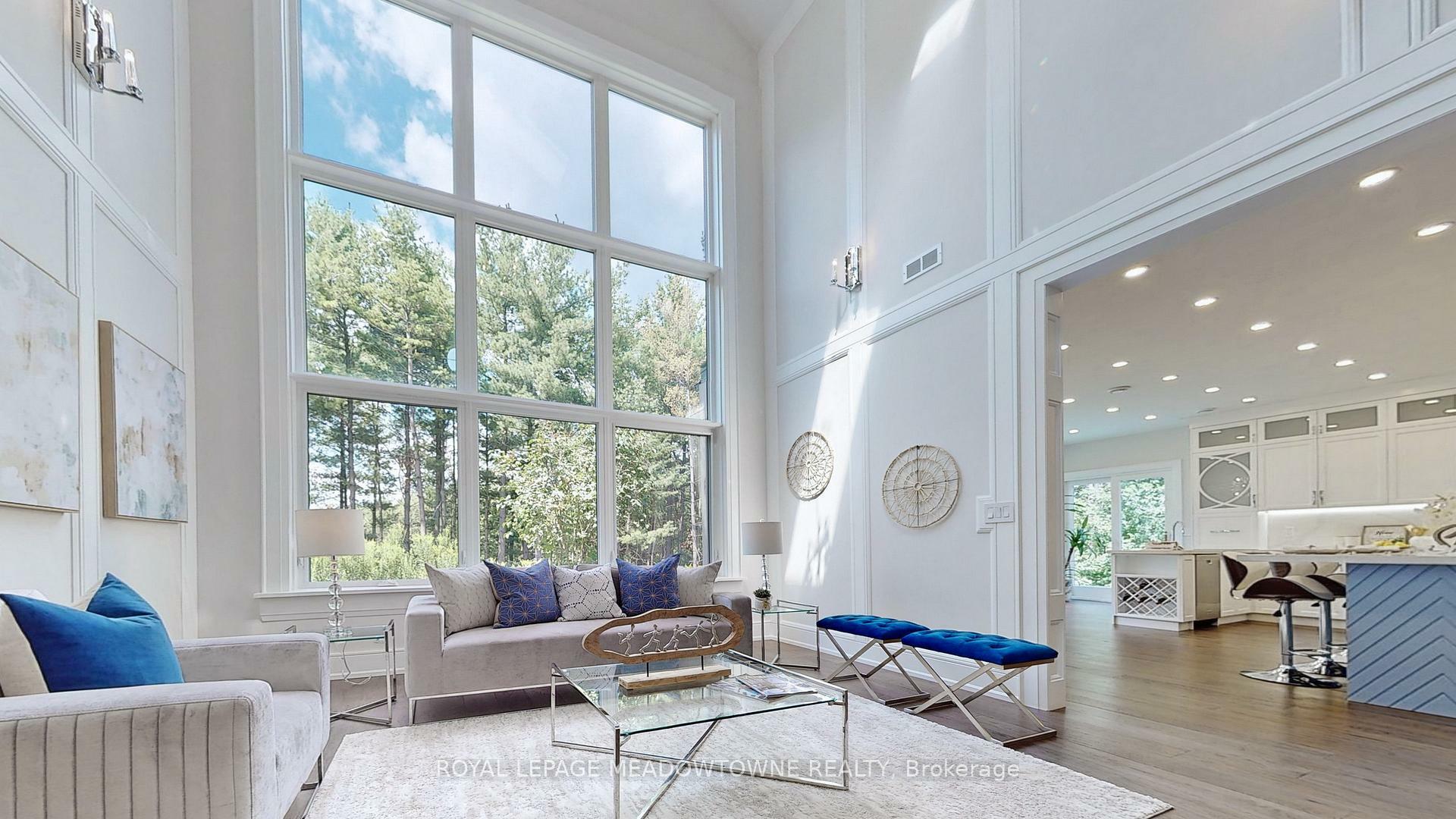 Property Photo: 13867 Heritage Road ON L7C 3E9