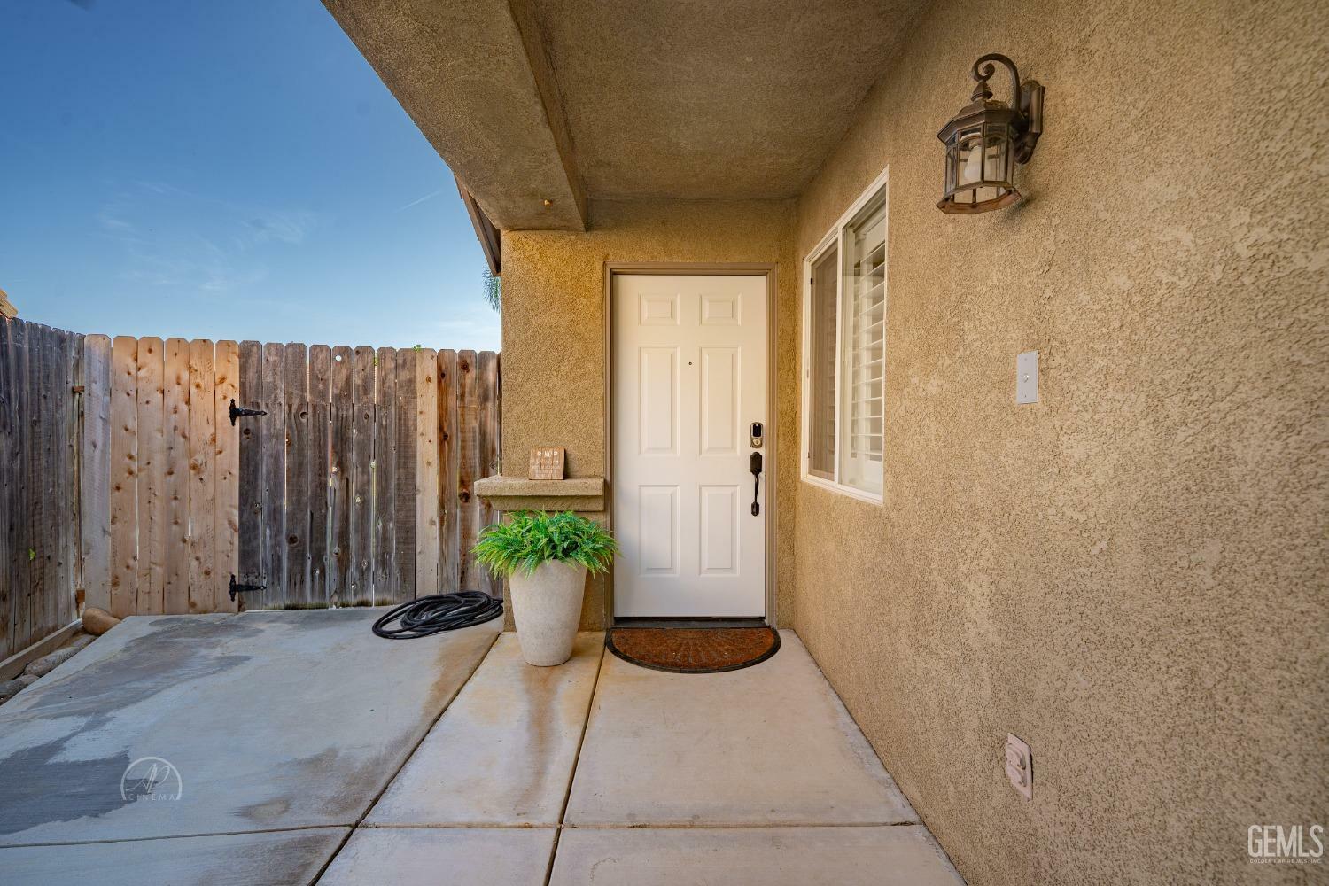 Property Photo: 12023 Montague Avenue CA 93312
