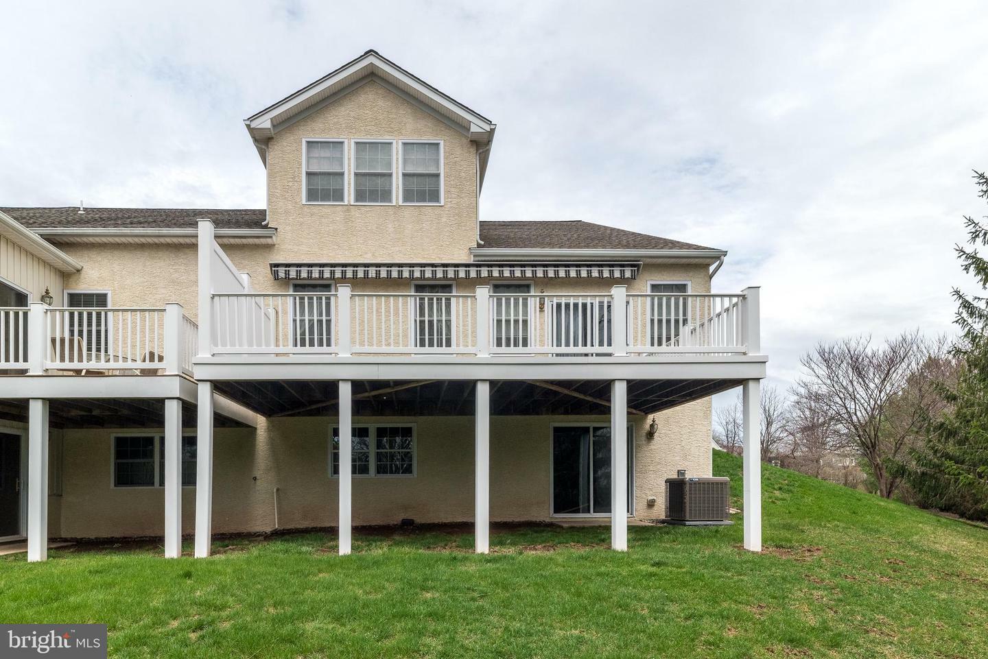 Property Photo: 399 Brittany Court PA 18964