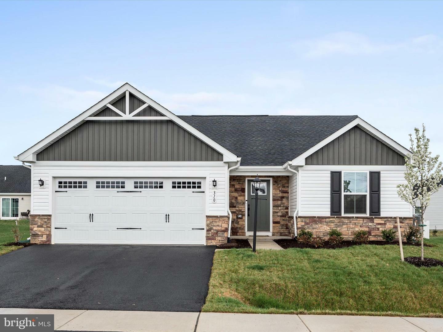 Property Photo: 310 Perspective Place WV 25427