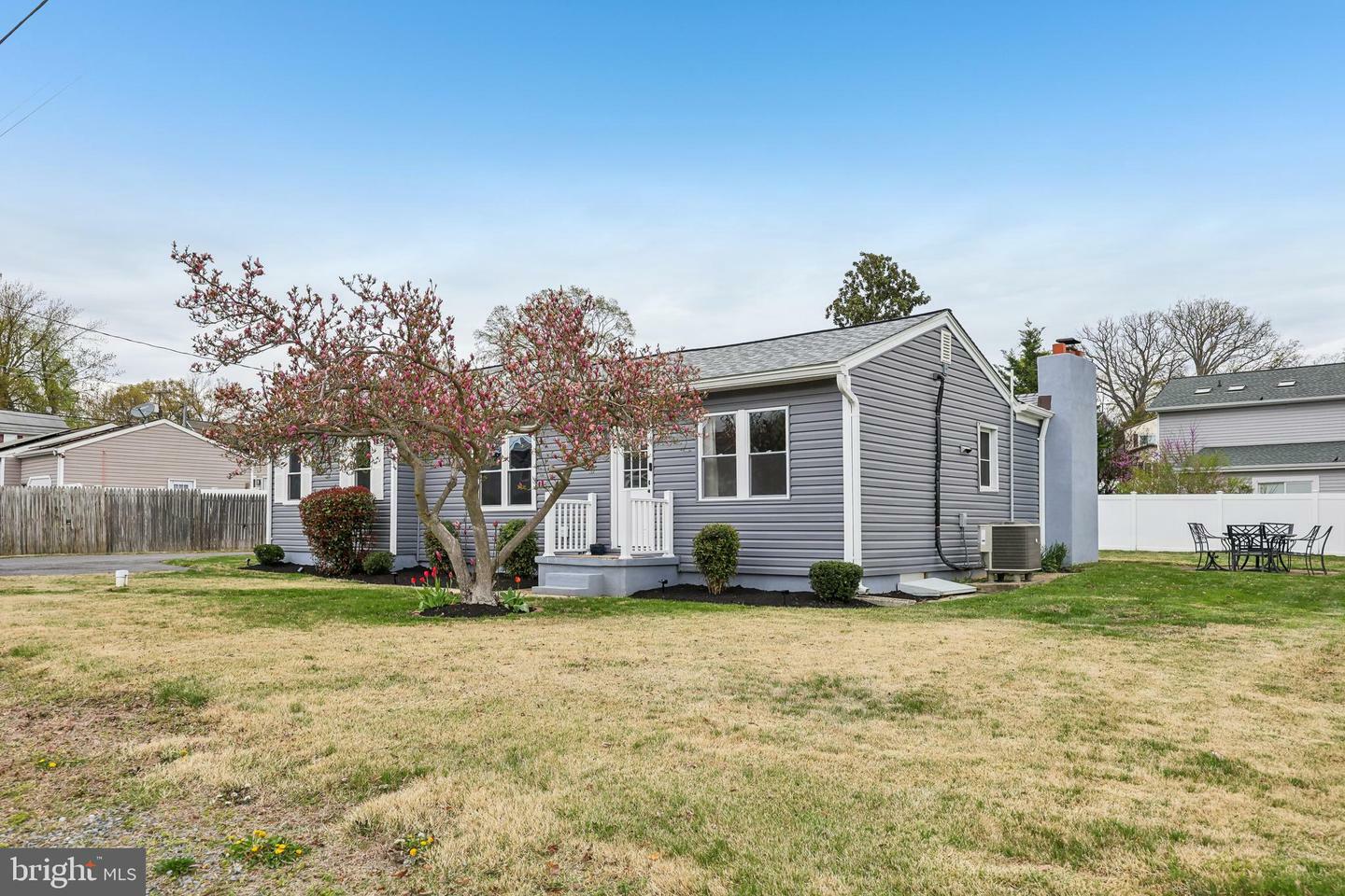 Property Photo: 1735 Fairhill Drive MD 21037