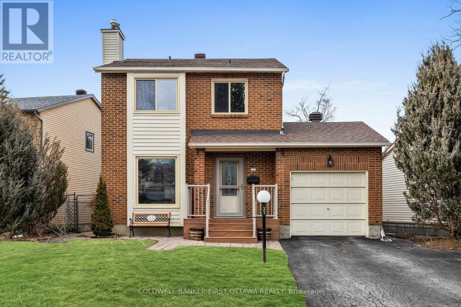 Property Photo: 37 Homestead Street ON K2E 7N9