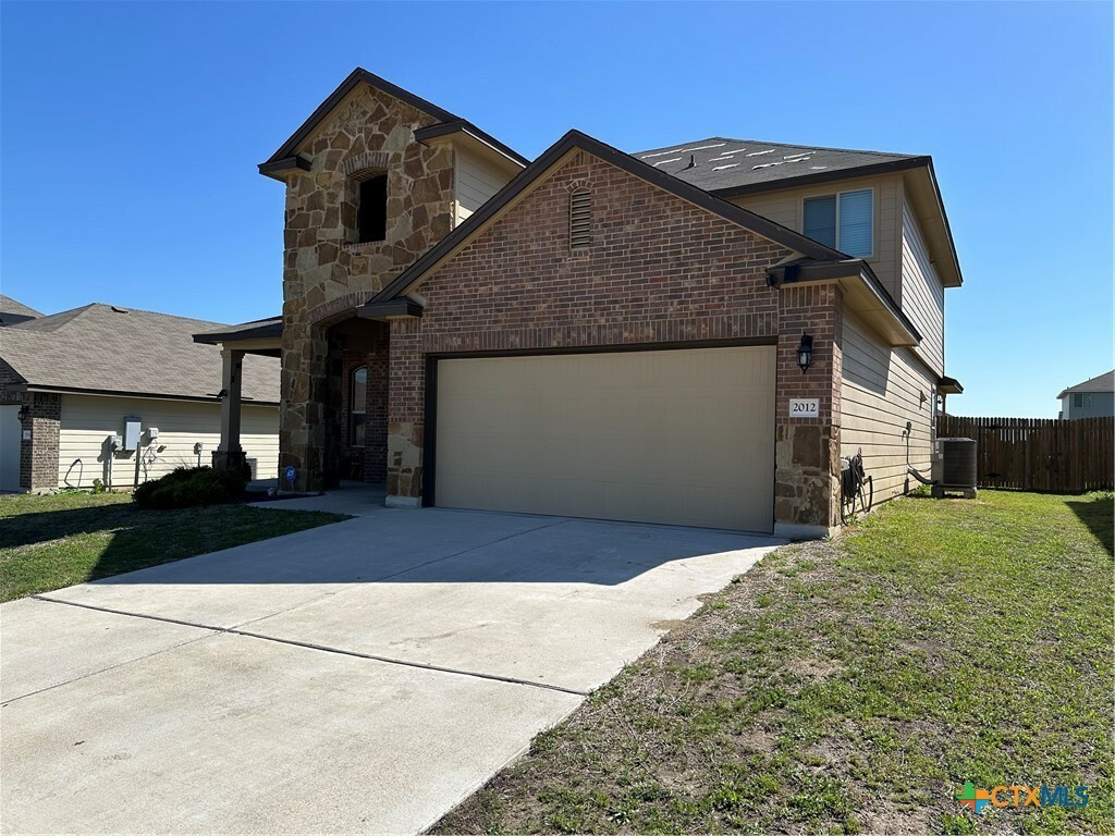 Property Photo: 2012 Wood Duck Court TX 76522