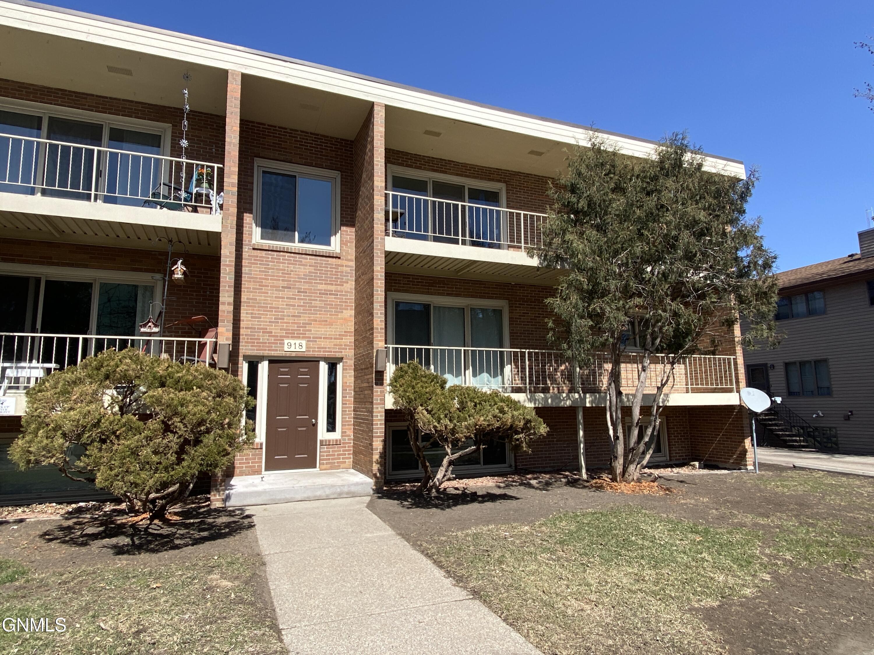 918 E Owens Avenue 9  Bismarck ND 58501 photo