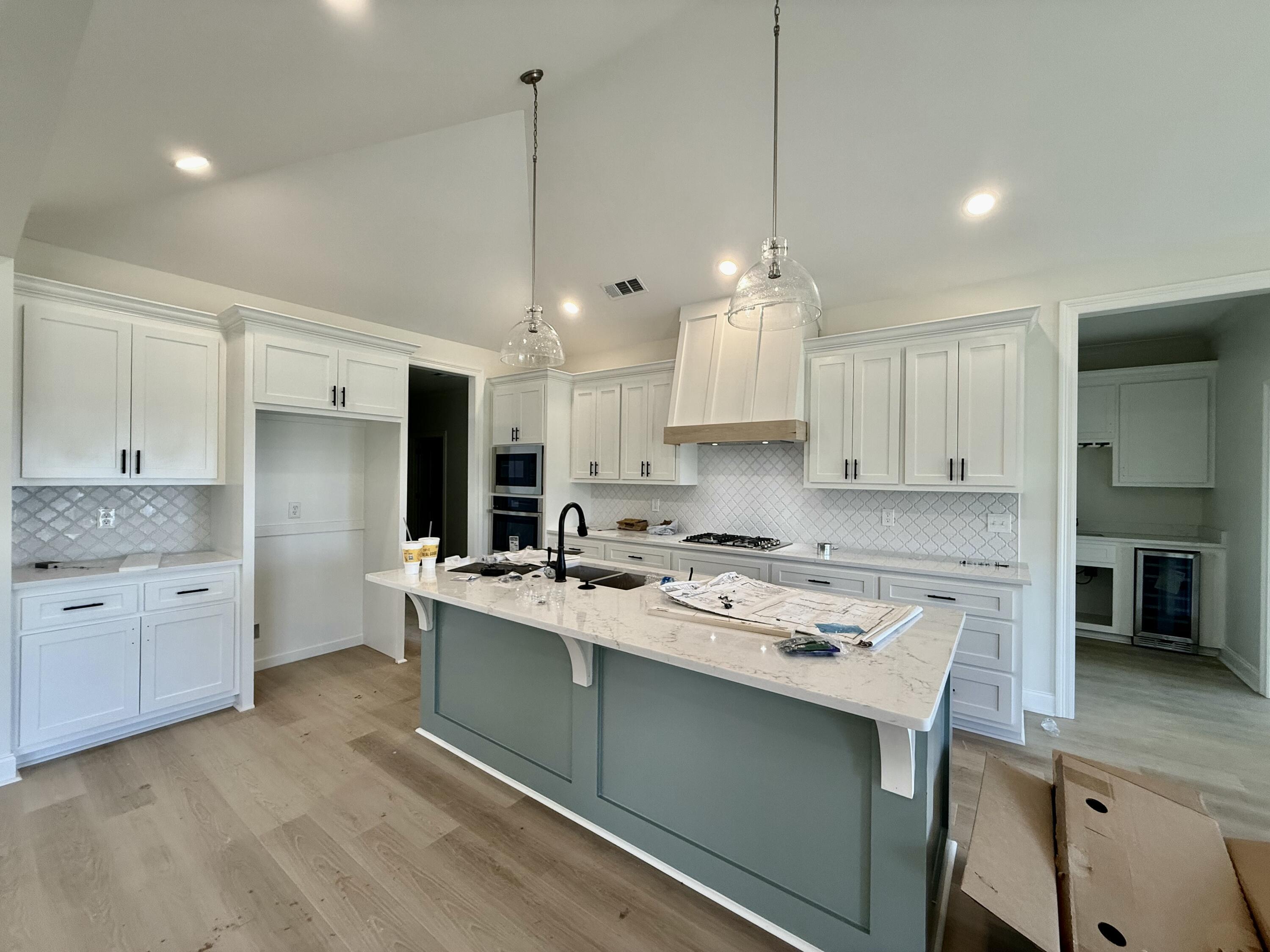Property Photo: 130 Brookhollow Blvd. MS 39402