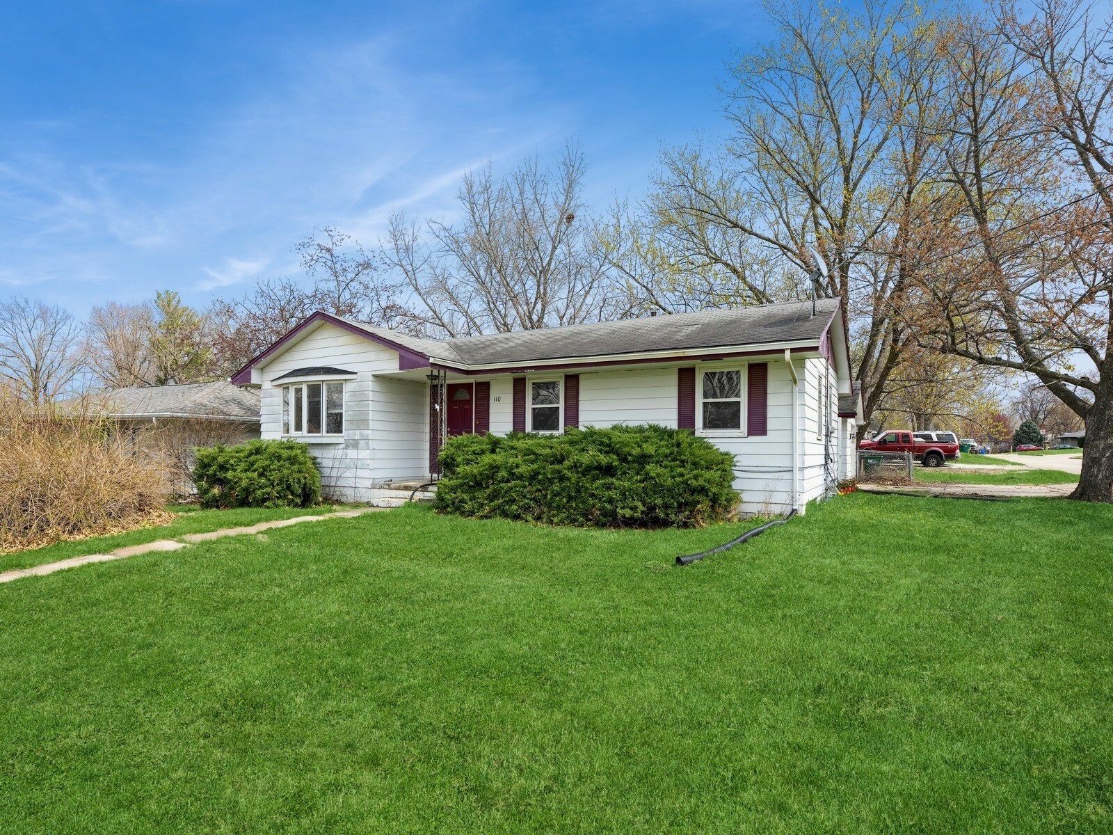 Property Photo: 110 S J Street IA 50125