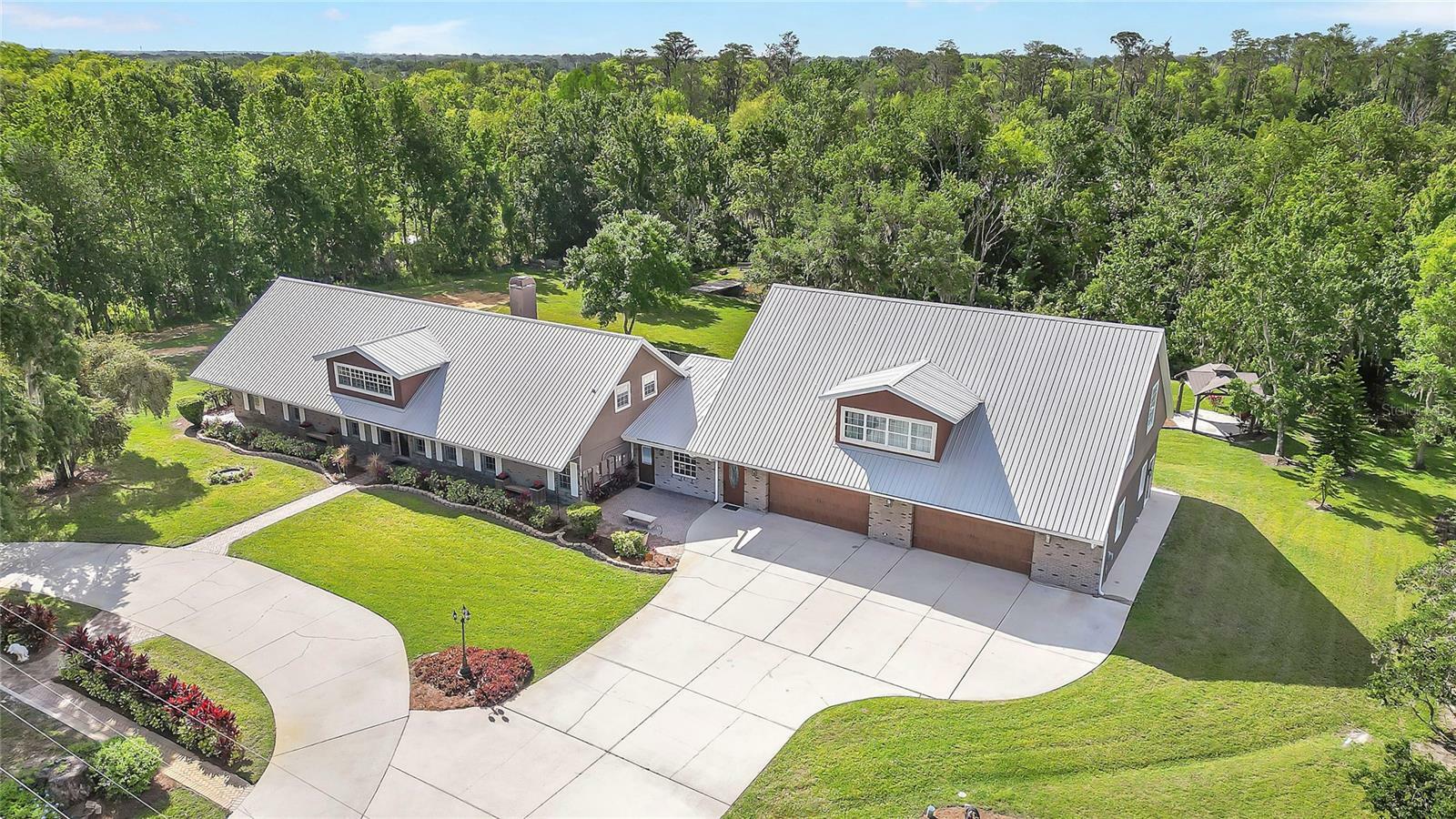 Property Photo: 12788 Gillard Road FL 34787