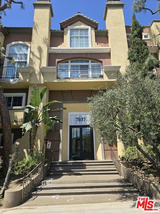 Property Photo: 7037 La Tijera Boulevard C102 CA 90045