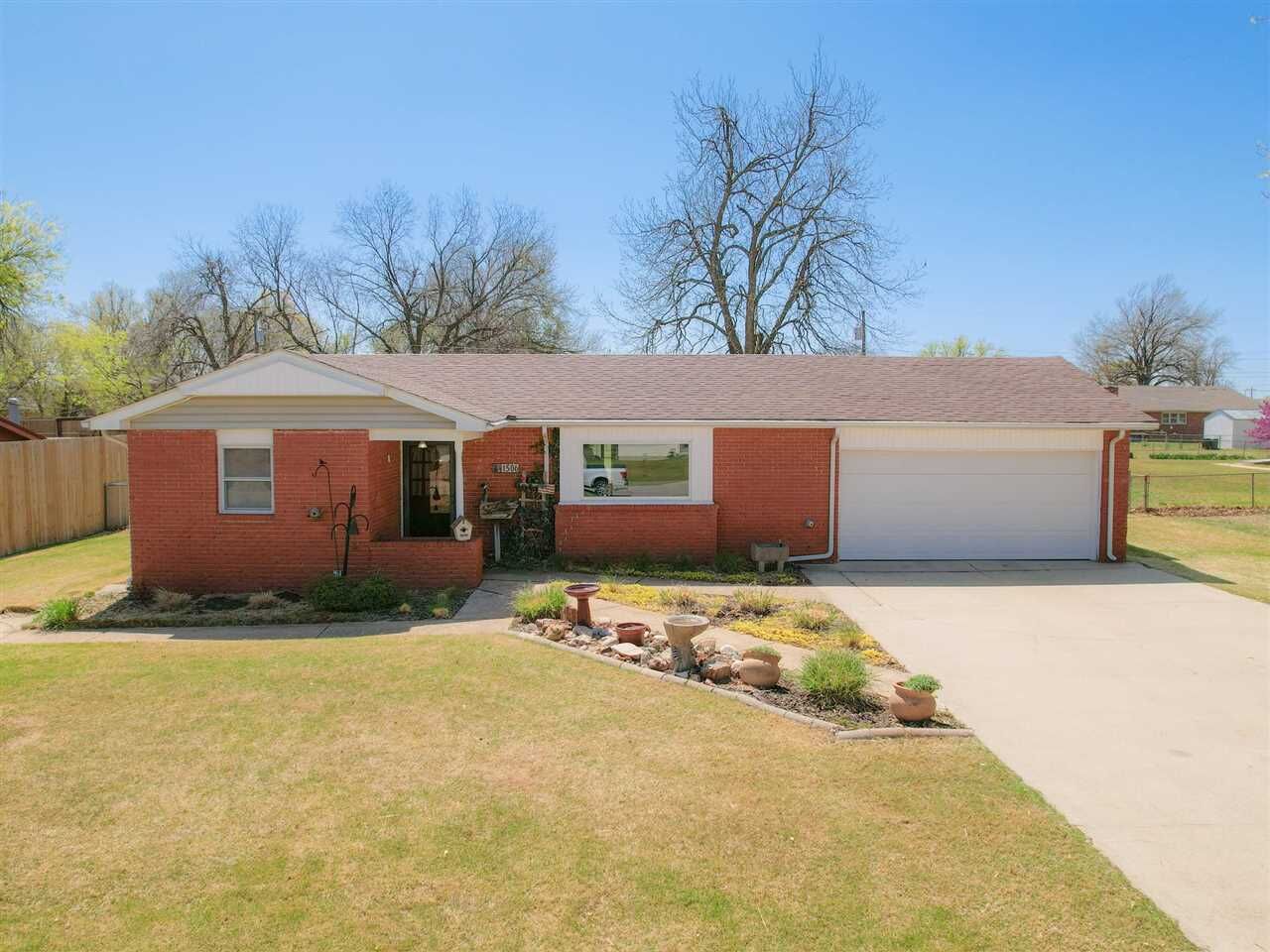 Property Photo:  1506 Shirlee  OK  